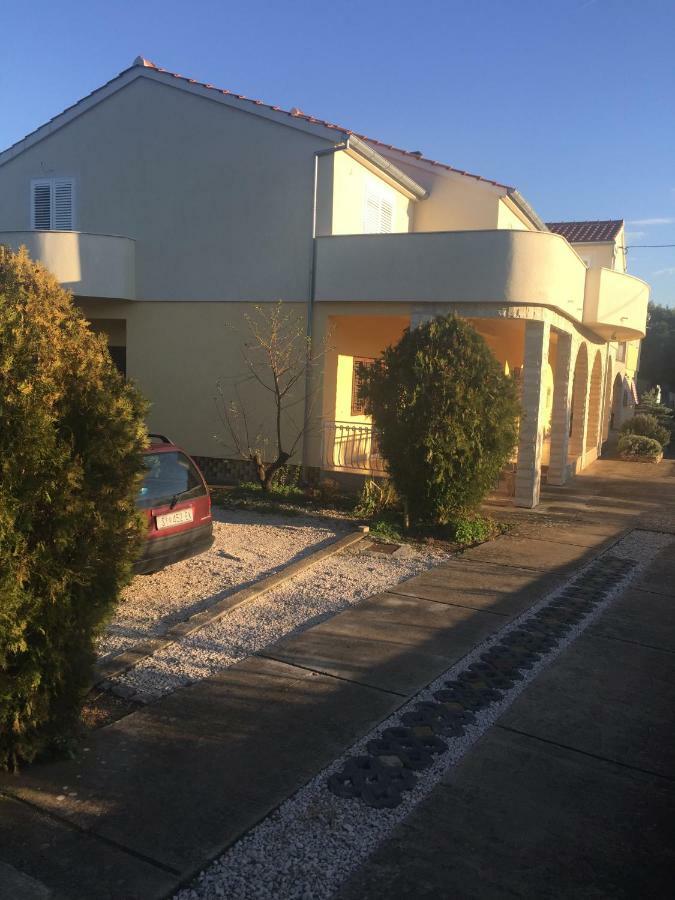 Apartman Frane 6+2 Brodarica  Εξωτερικό φωτογραφία